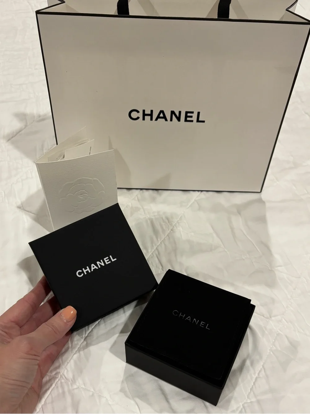 CHANEL White Pearl and Silver CC Drop Earrings